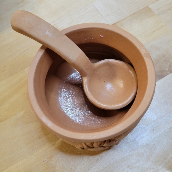 Vintage Small Terracotta Cantina Salsa Bowl & Ladle - Picture 2 of 5